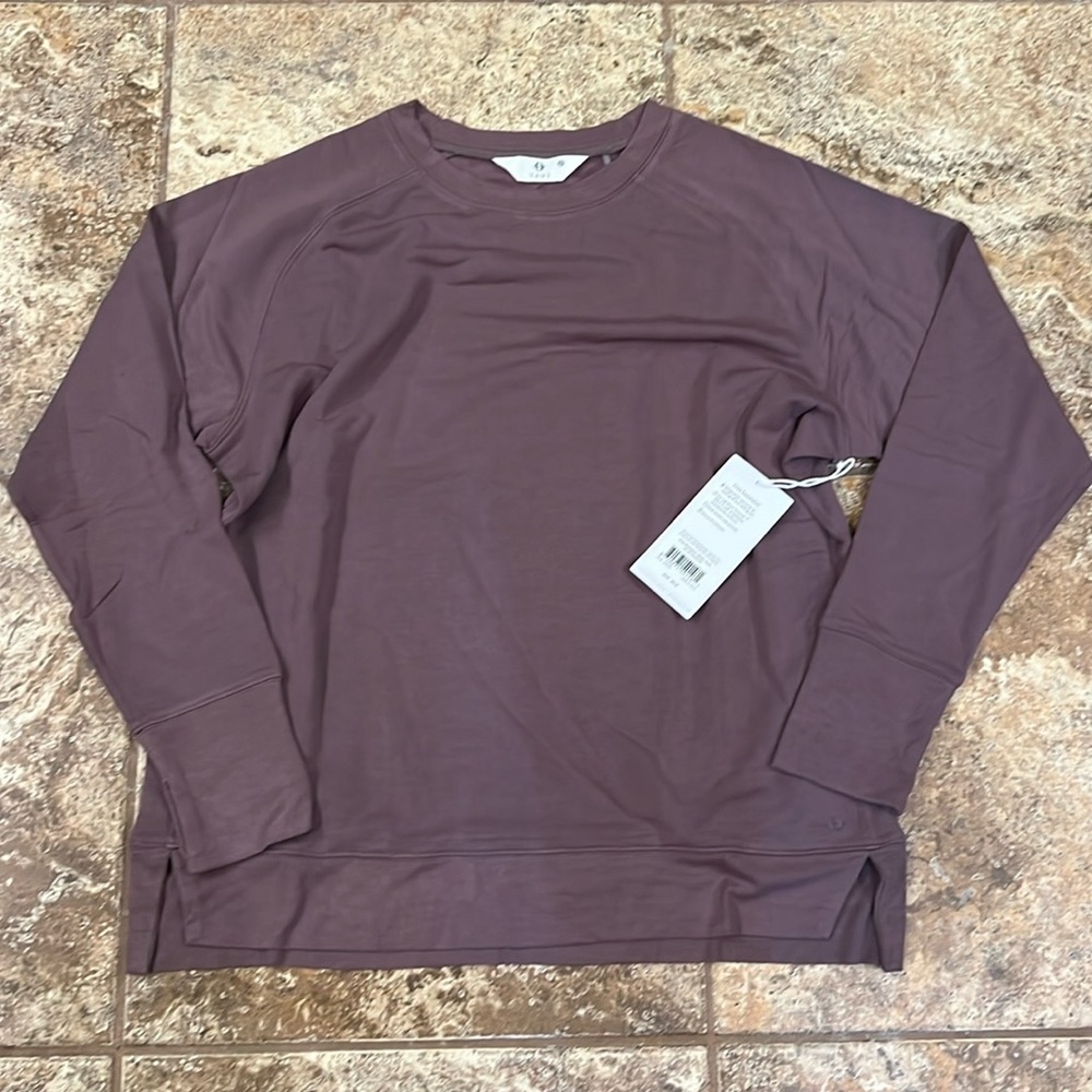 Taco Noir cozy sweatshirt. NWT. Size small